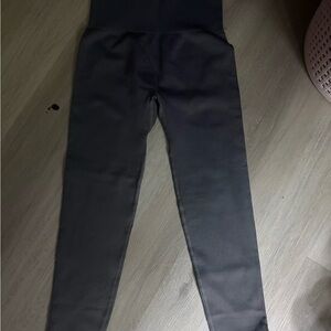 High-Waisted Gray Leggings